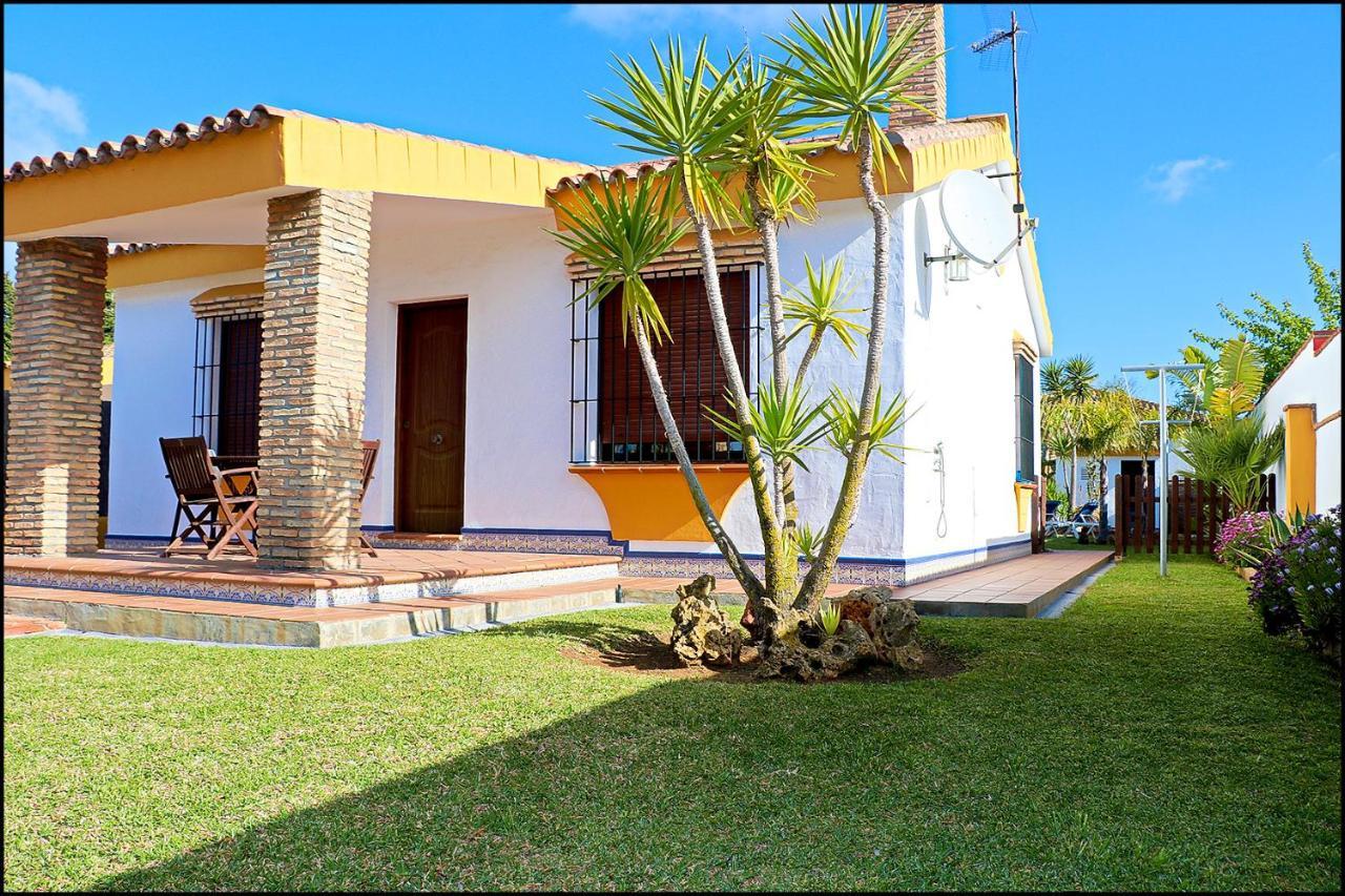 Chalet Con Piscina En Roche Viejo Conil De La Frontera Exterior photo