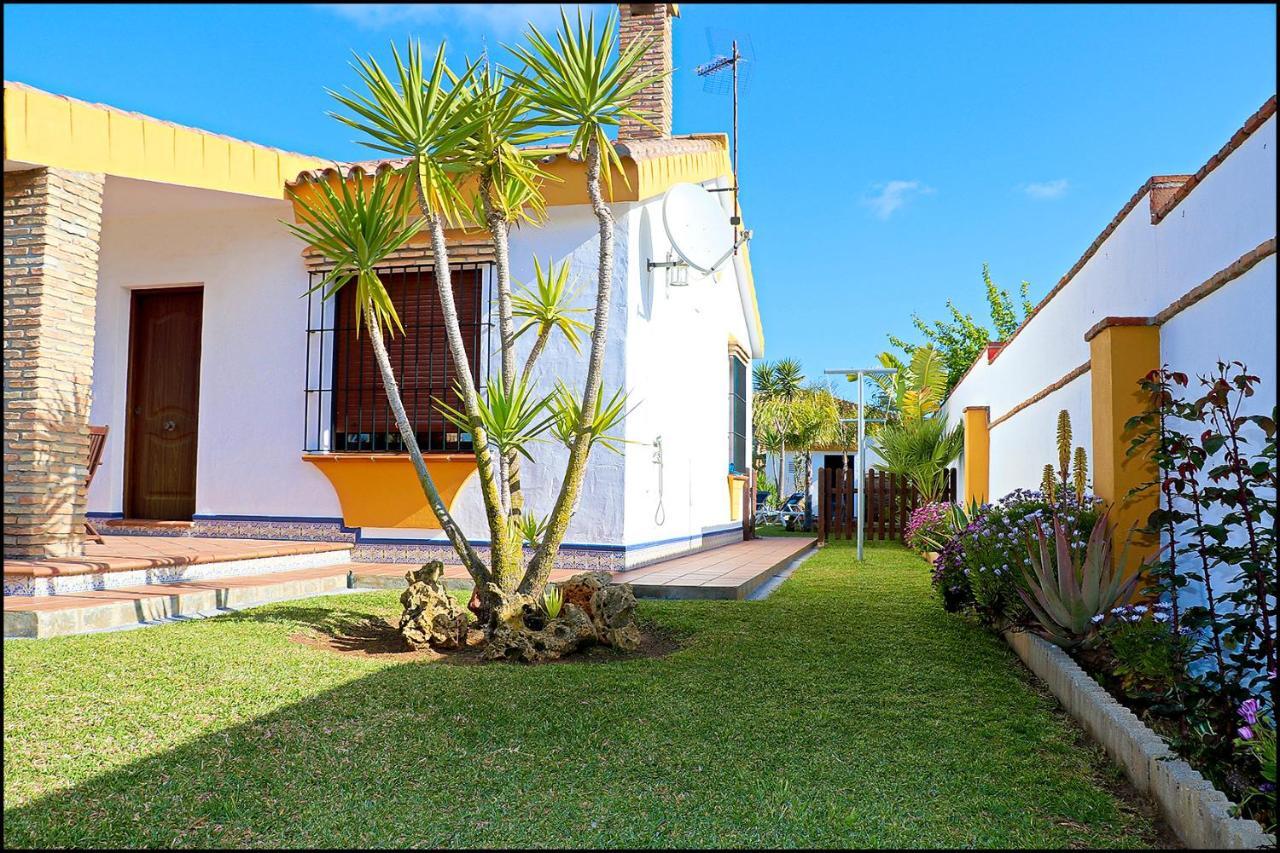 Chalet Con Piscina En Roche Viejo Conil De La Frontera Exterior photo